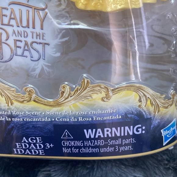 Disney Beauty And The Beast Hasbro
Enchanted Rose Scene Figure Set - Picture 6 of 16